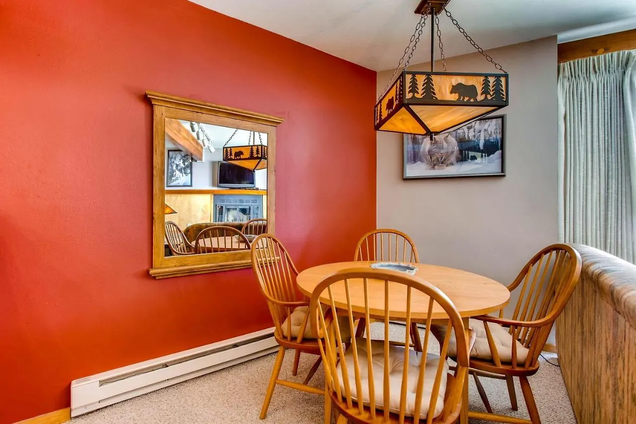 Apartment Updated 1 Bedroom - Ski-in Ski-out Access Crested Butte