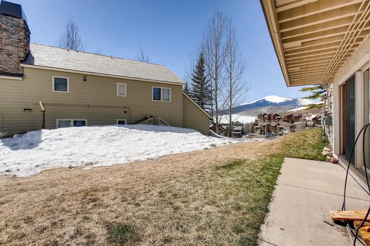 Apartment Updated 1 Bedroom - Ski-in Ski-out Access