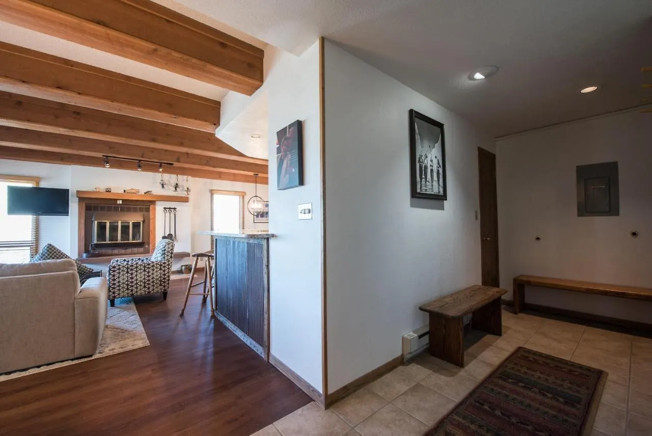 Apartment Recently Updated Plaza
