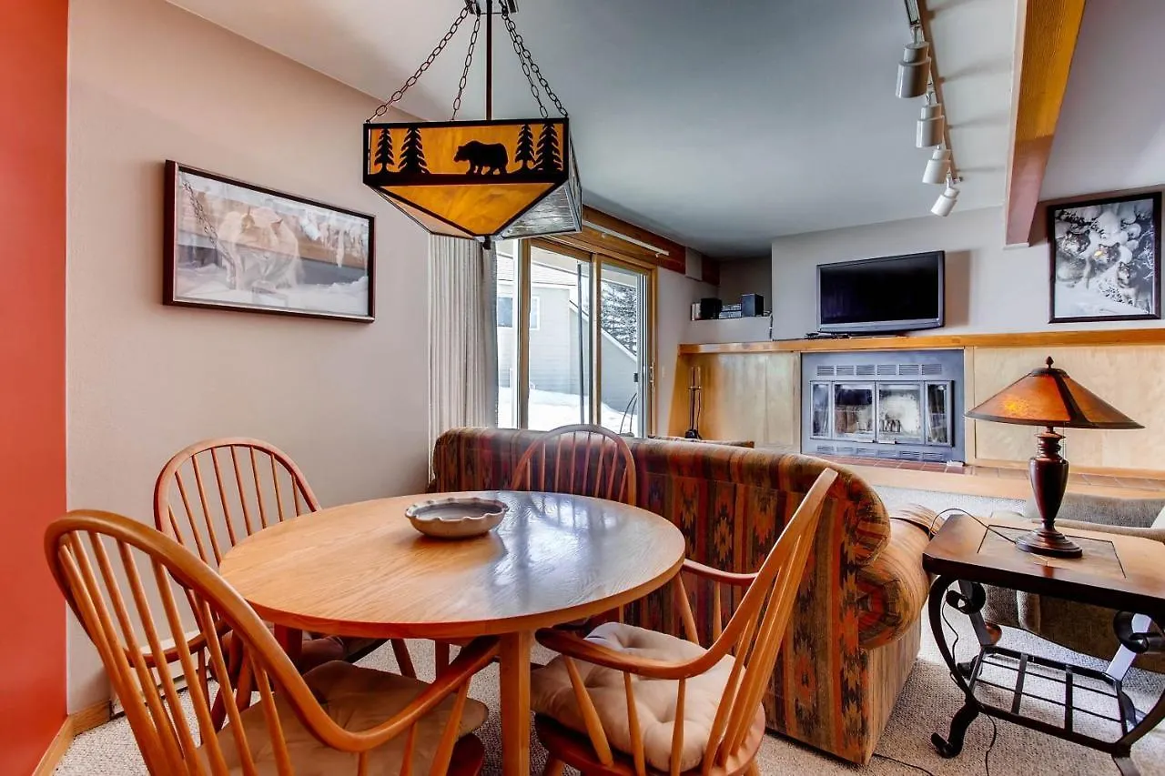 Updated 1 Bedroom - Ski-in Ski-out Access