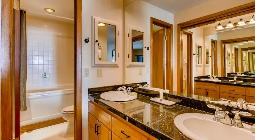 2 Bedroom 2ba Spacious With A Fireplace Apartment Crested Butte