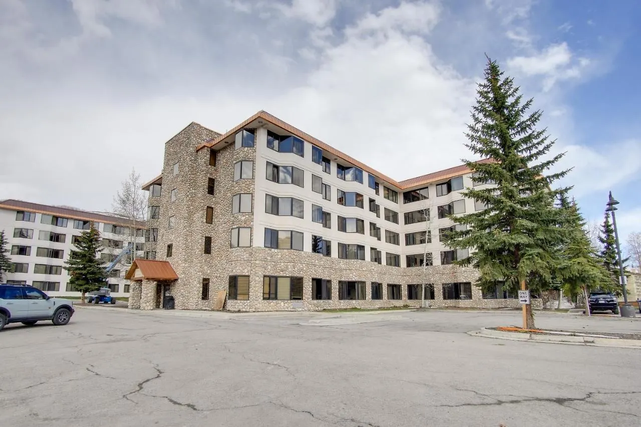 Ski-inandski-out With Pool Access * Crested Butte