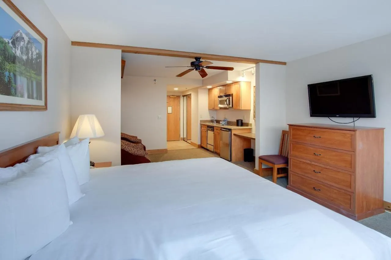 Ski-inandski-out With Pool Access Crested Butte