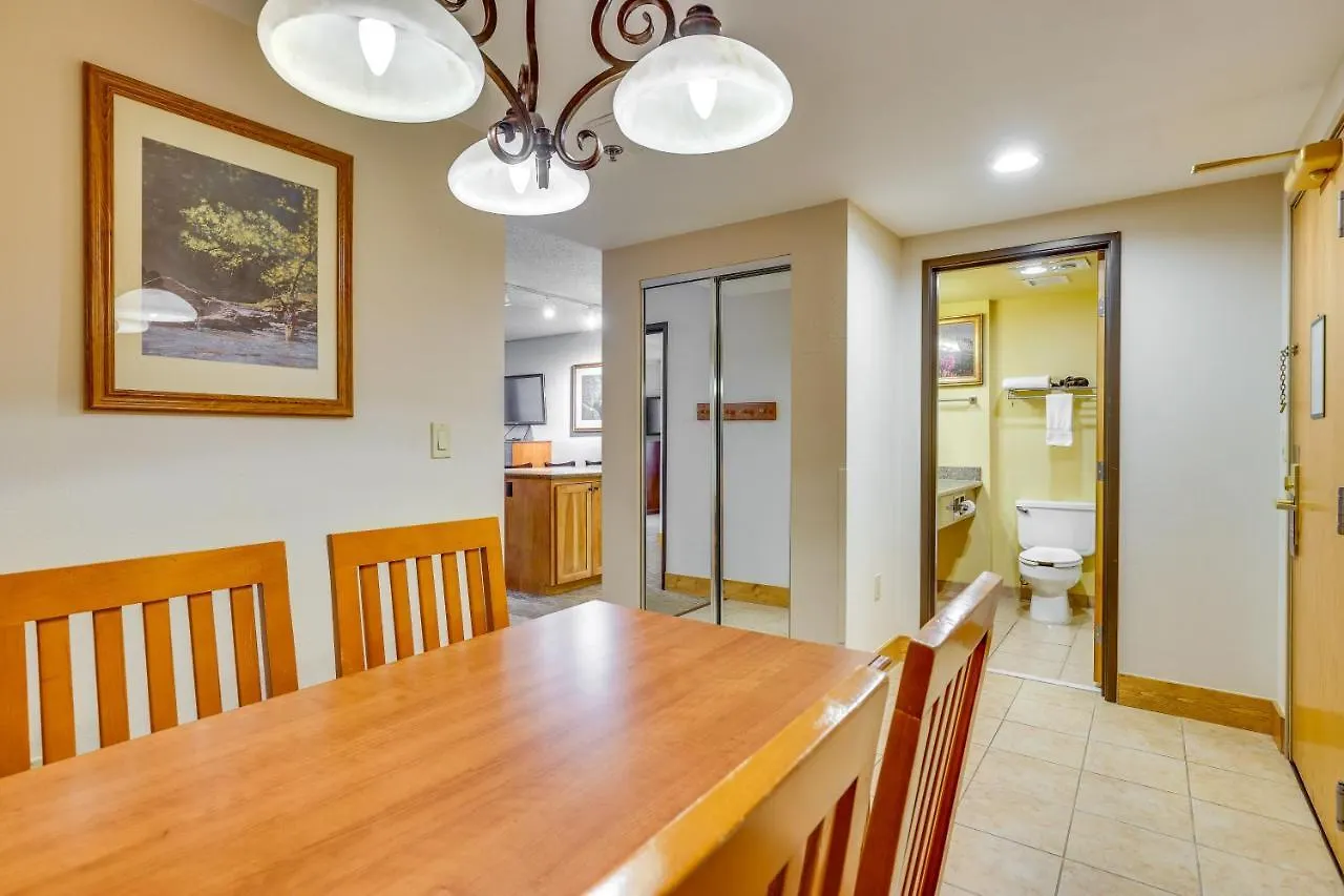 With Indoor And Outdoor Pools! Apartment Crested Butte