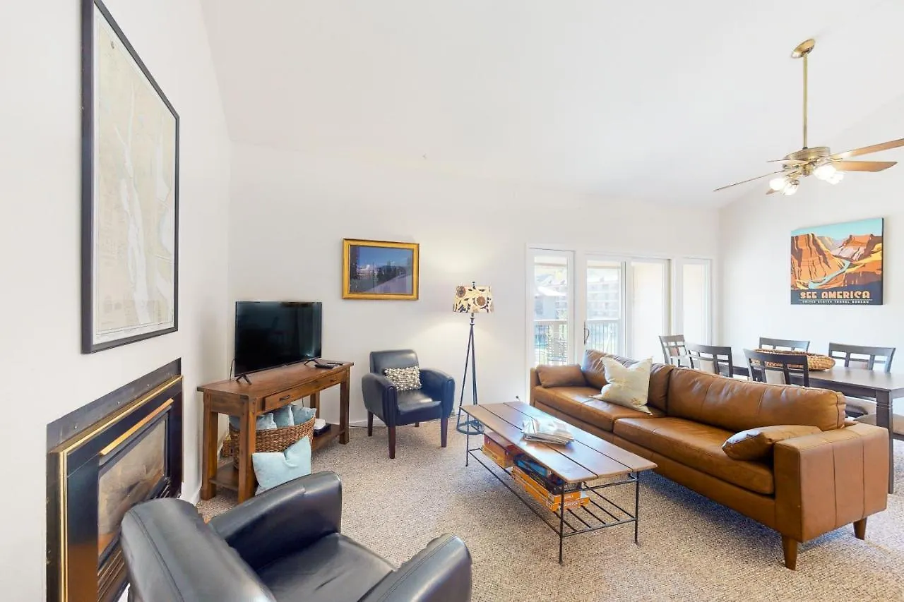 Ski-riffic Apartment *