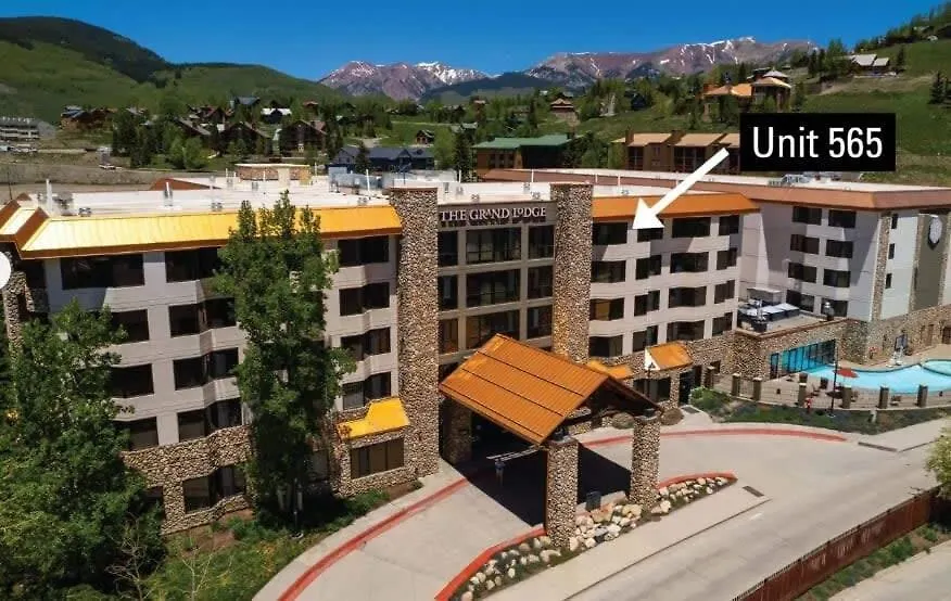 565 Perfect Location With Pool And Hot Tub