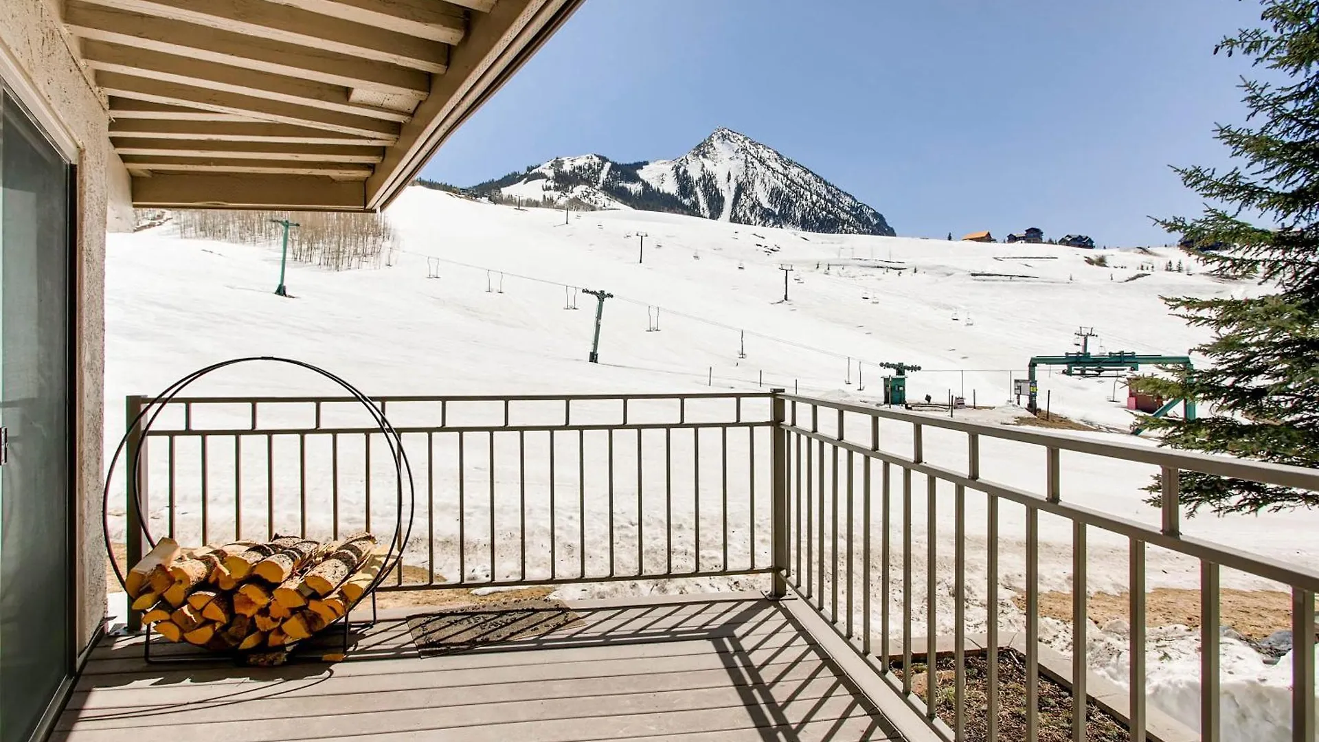 克雷斯特德比特山度假村 度假村 Mount Crested Butte