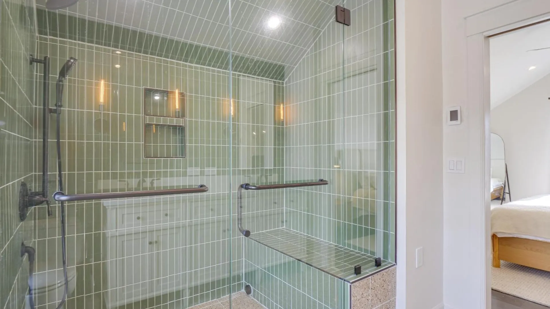 Chic Townhome Half Mi To Skiing! Holiday home