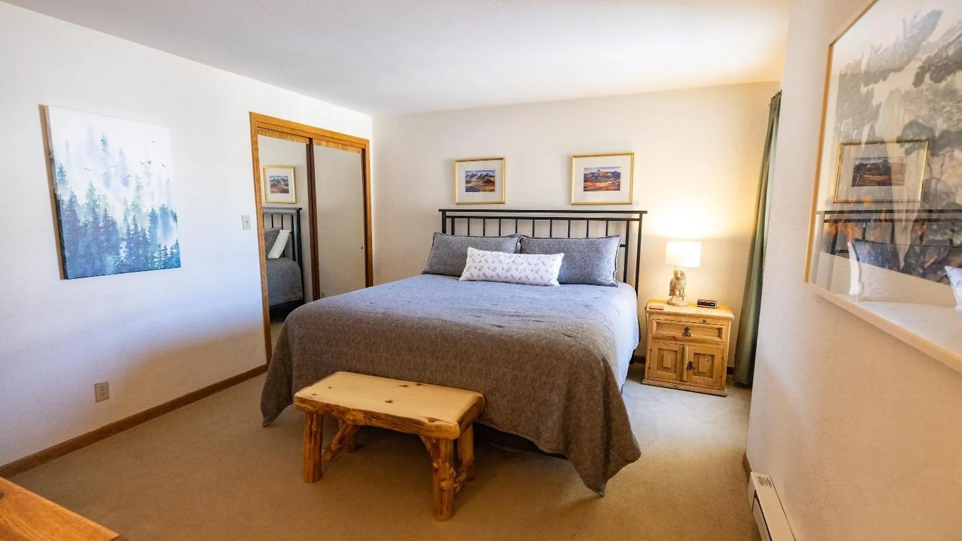 Apartment Rustic-contemporary 3br With Great Views