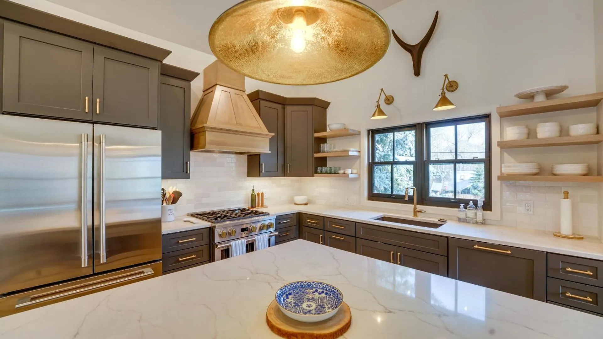 Inviting And Renovated In Crested Butte! Holiday home Crested Butte