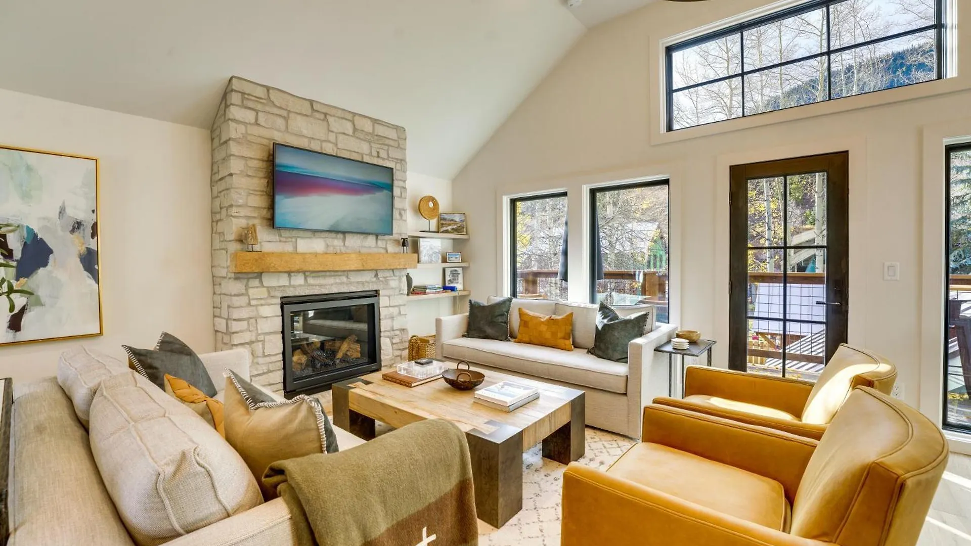 Inviting And Renovated In Crested Butte! *