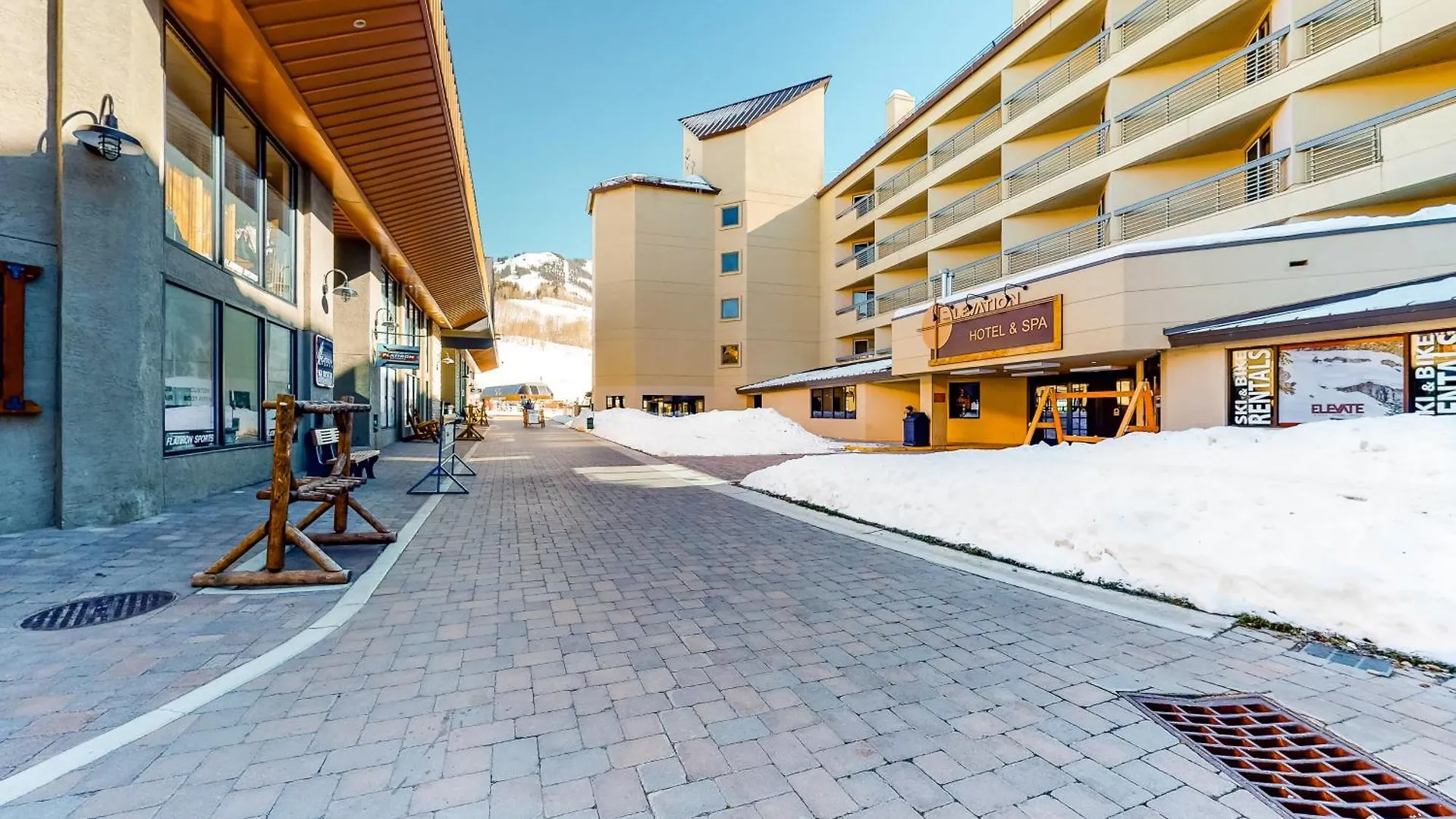Emmons Escape & Cozy Slopeside