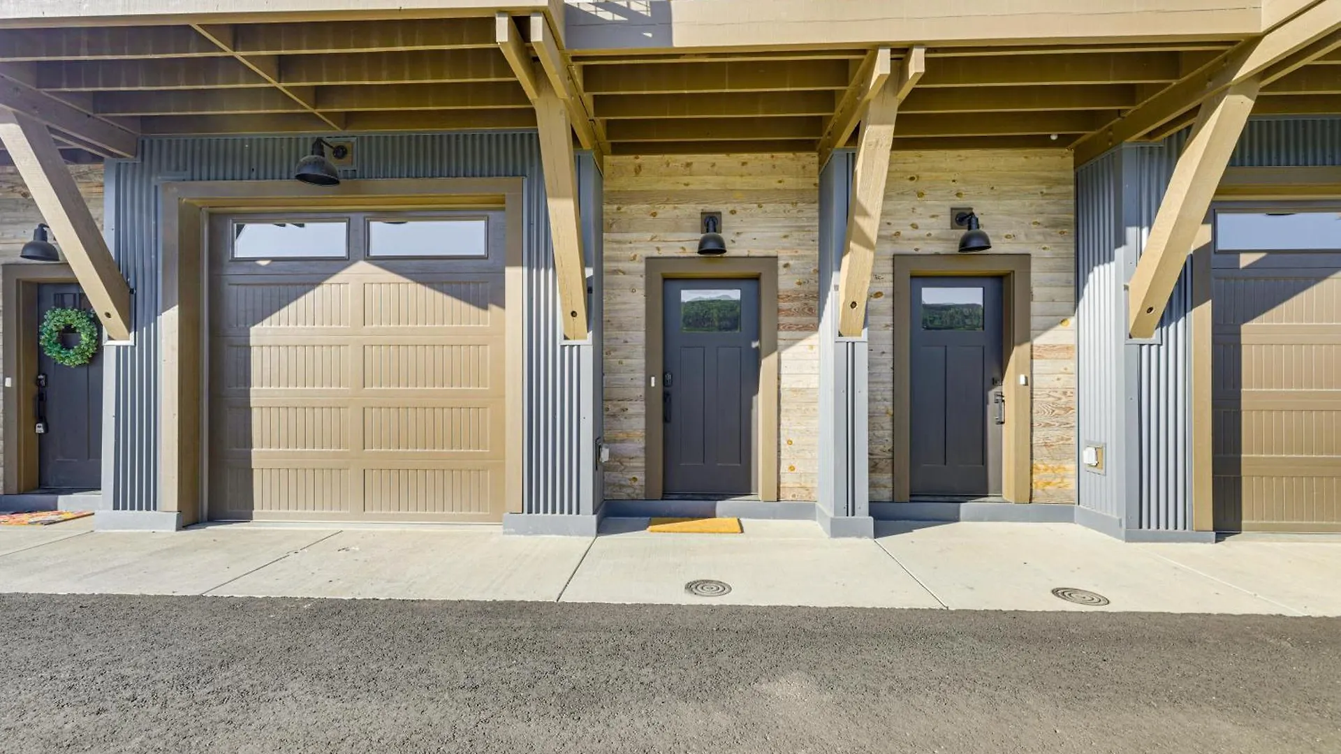 Holiday home Peaceful Townhome With Mountain Views *