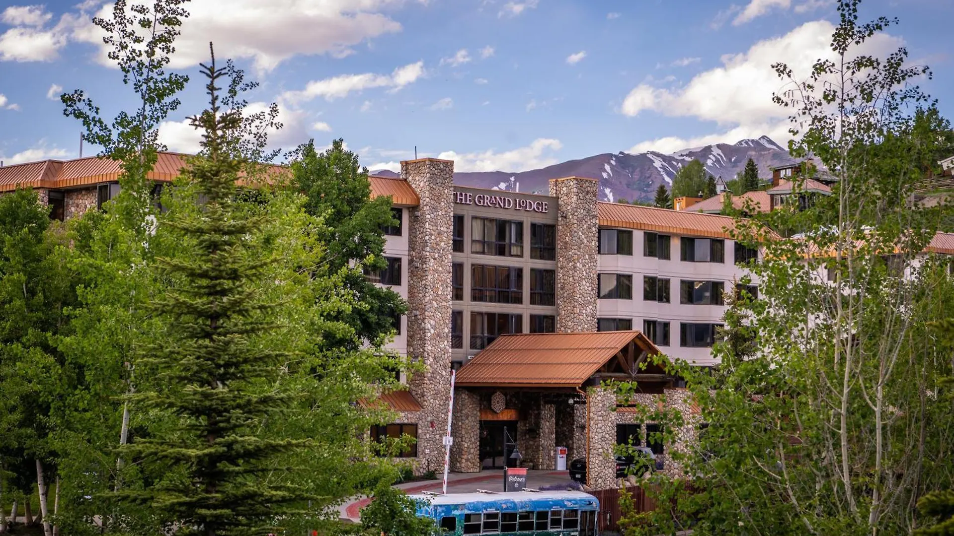 Hotel The Grand And 3*