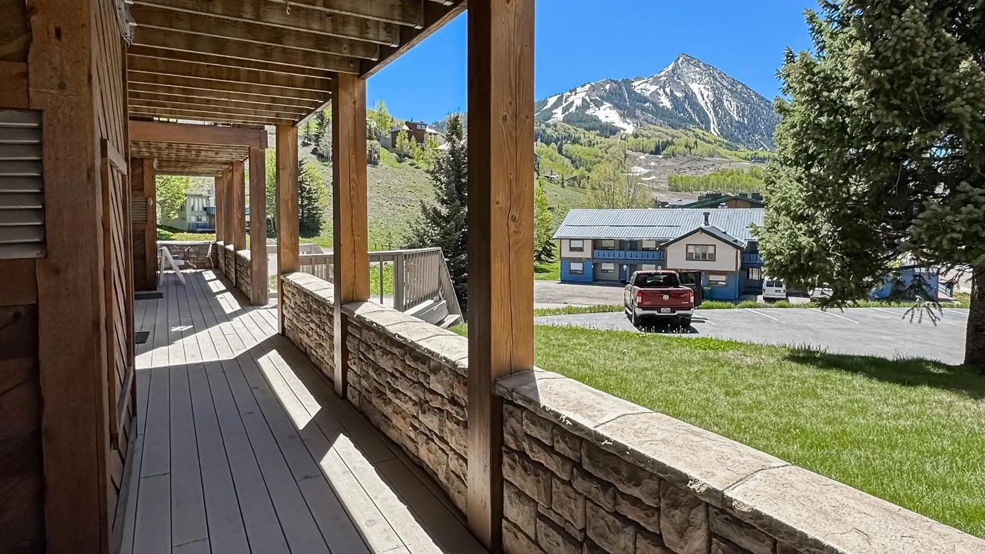 Treasury Retreat Crested Butte
