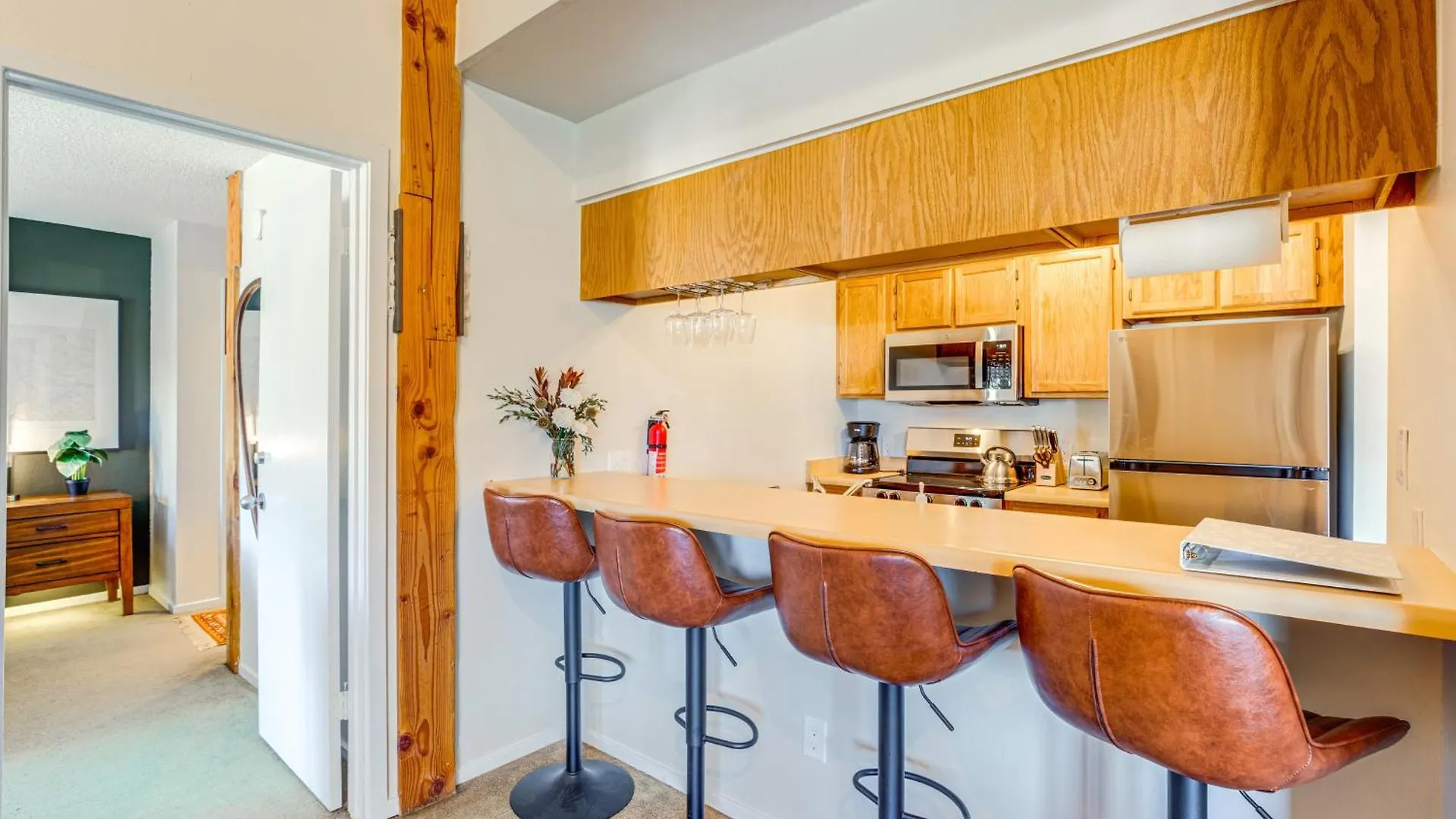 Walk To Lift Mtn-view With Loft Apartment *