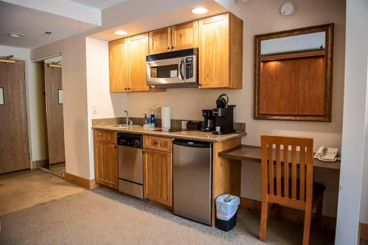 Perfect Location 318 With Pool And Hot Tub