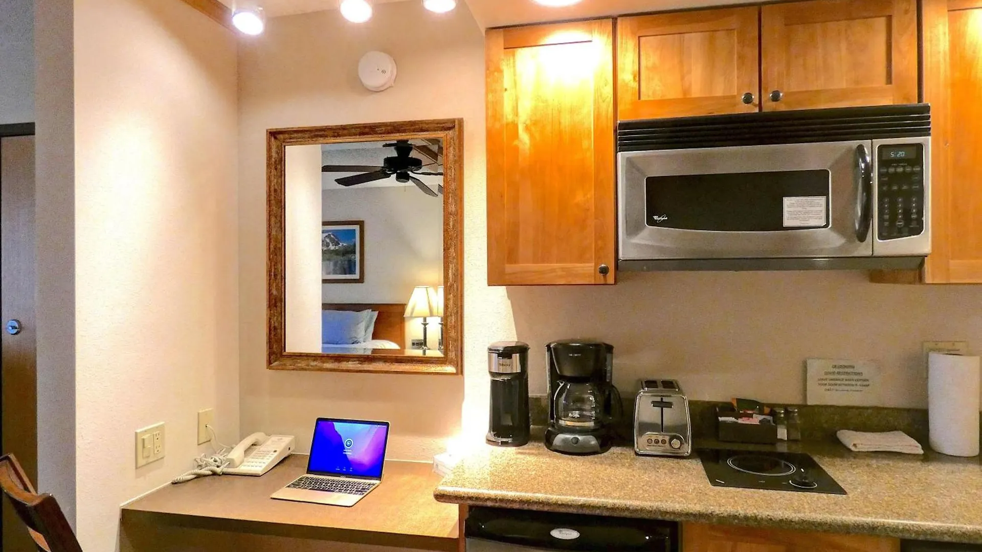 Apartment New Listing Pets Ok Base Free Wifi Hot Tub