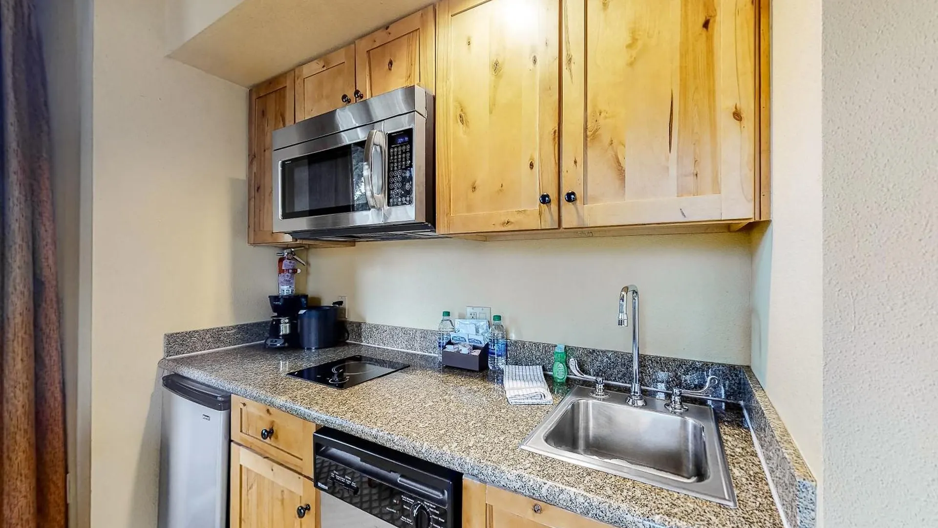 Grand #151 Hotel Crested Butte