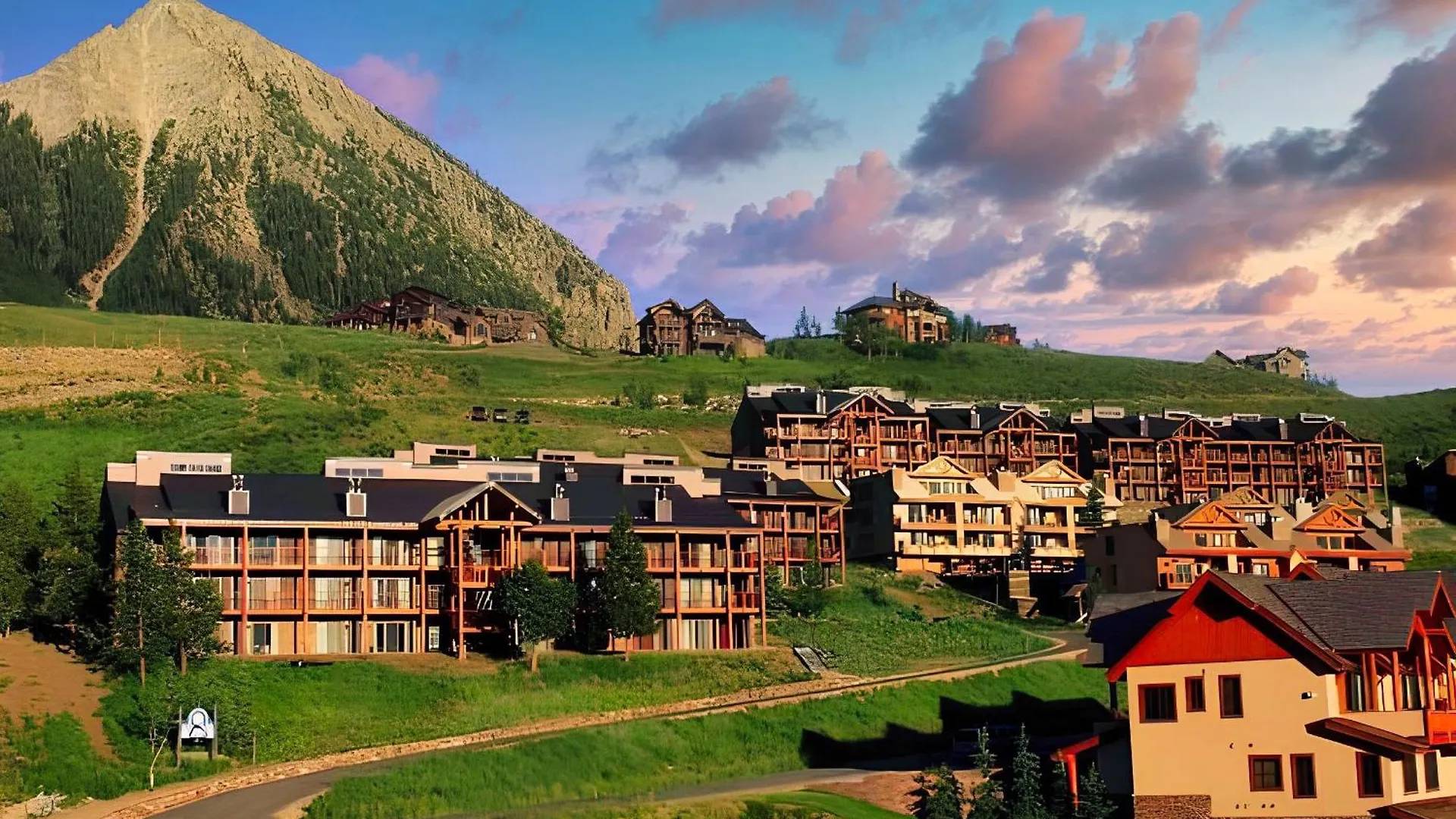 Highest In Cb With Stunning Views From Porch Apartment