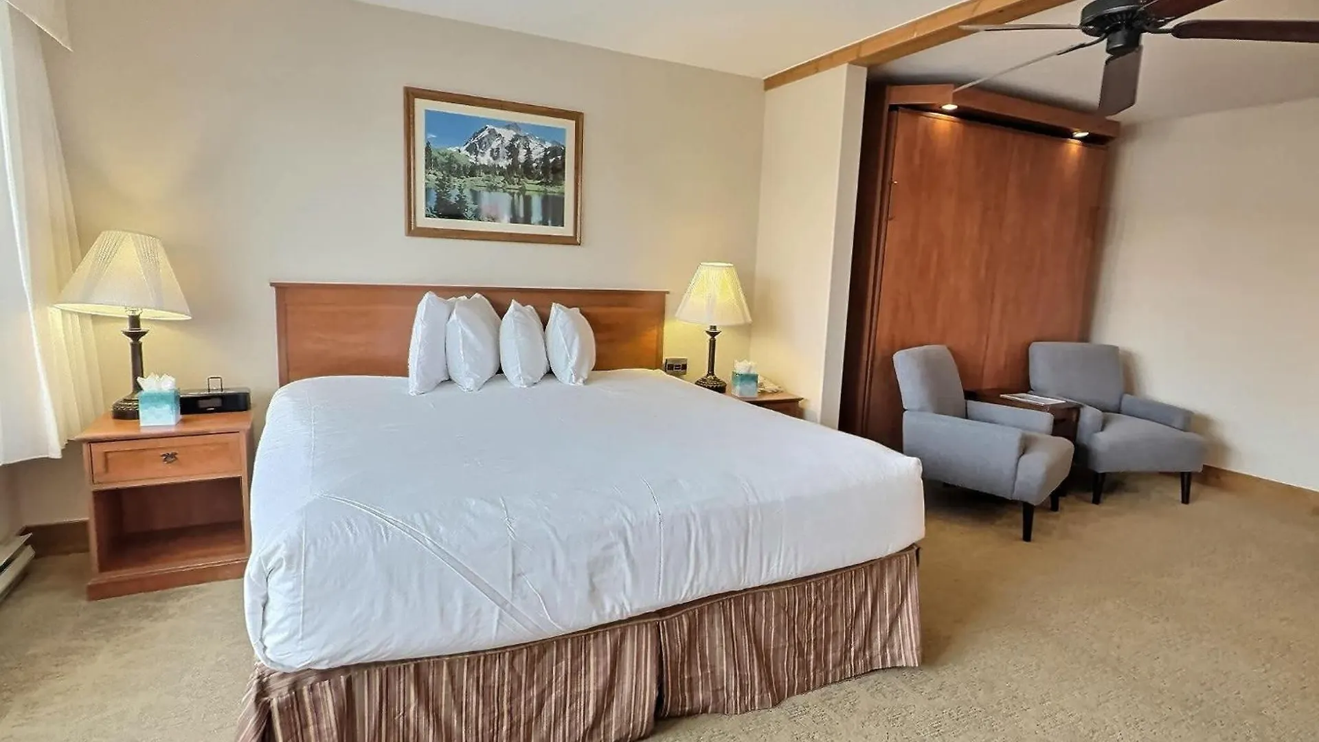 Holiday home 518 At Perfect Location With Pool And Hot Tub