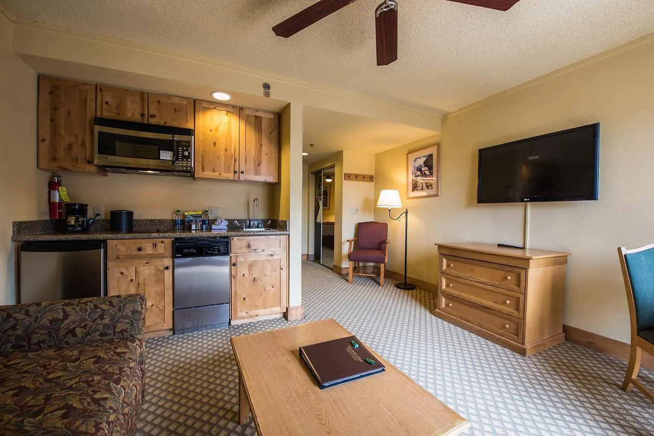 Hotel The Grand And 3*