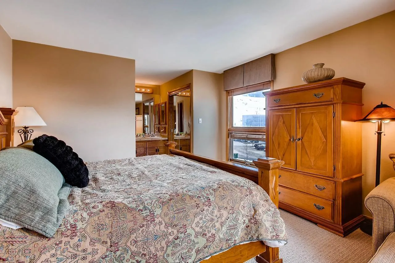 The Plaza By Crested Butte Mountain Resort 3*