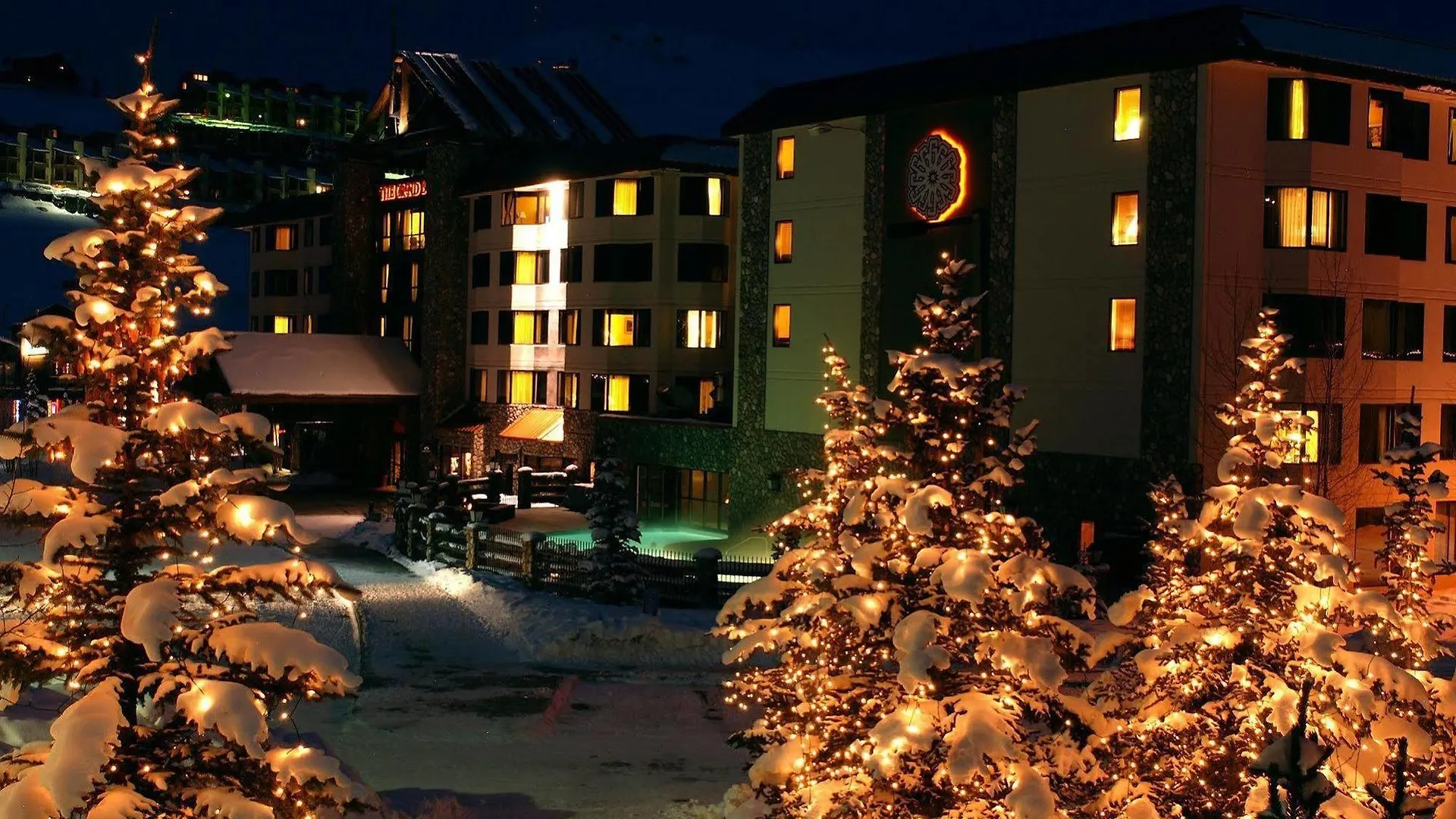 Hotel The Grand And