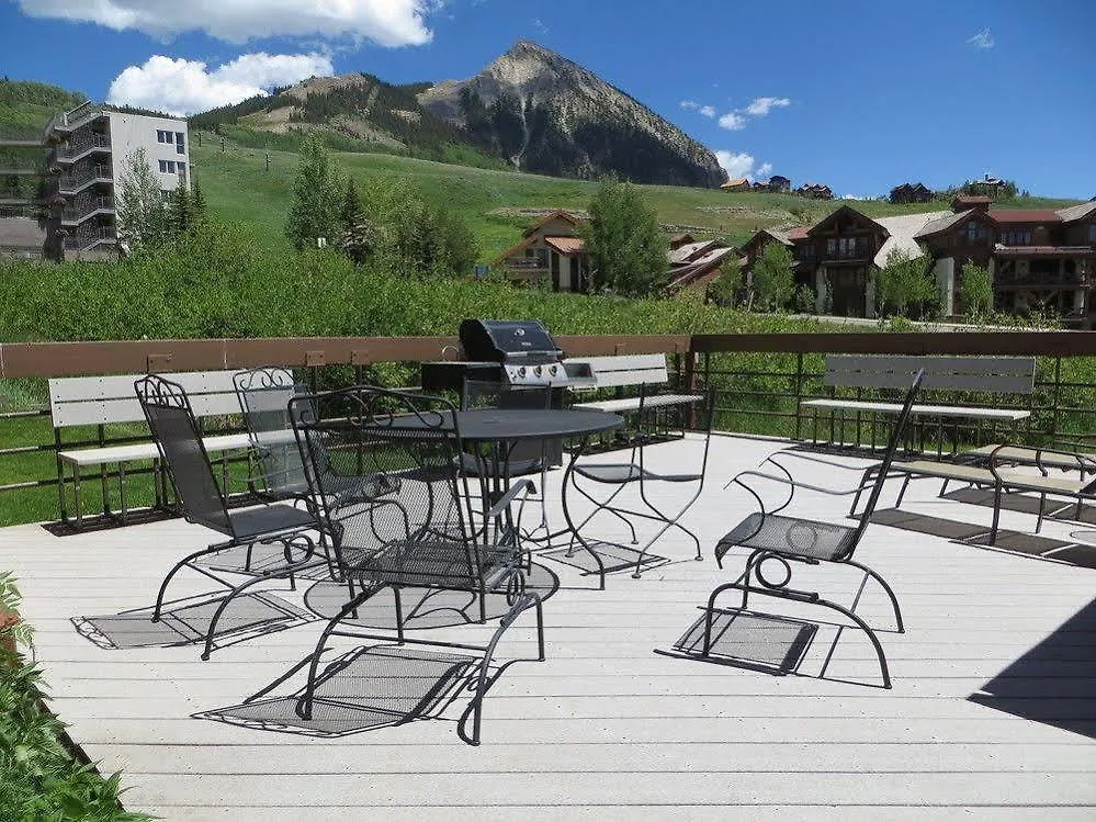 Hotel The Wood Creek By