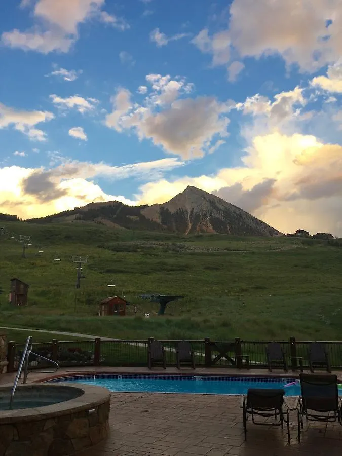 Lodge Westwall Mount Crested Butte
