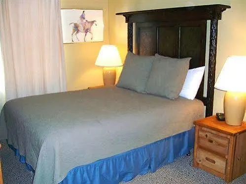 Hotel Chateaux By 3*