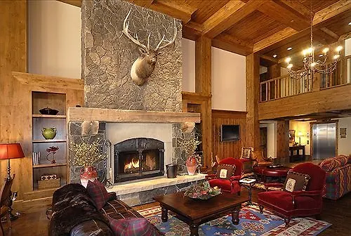 Lodge Westwall *