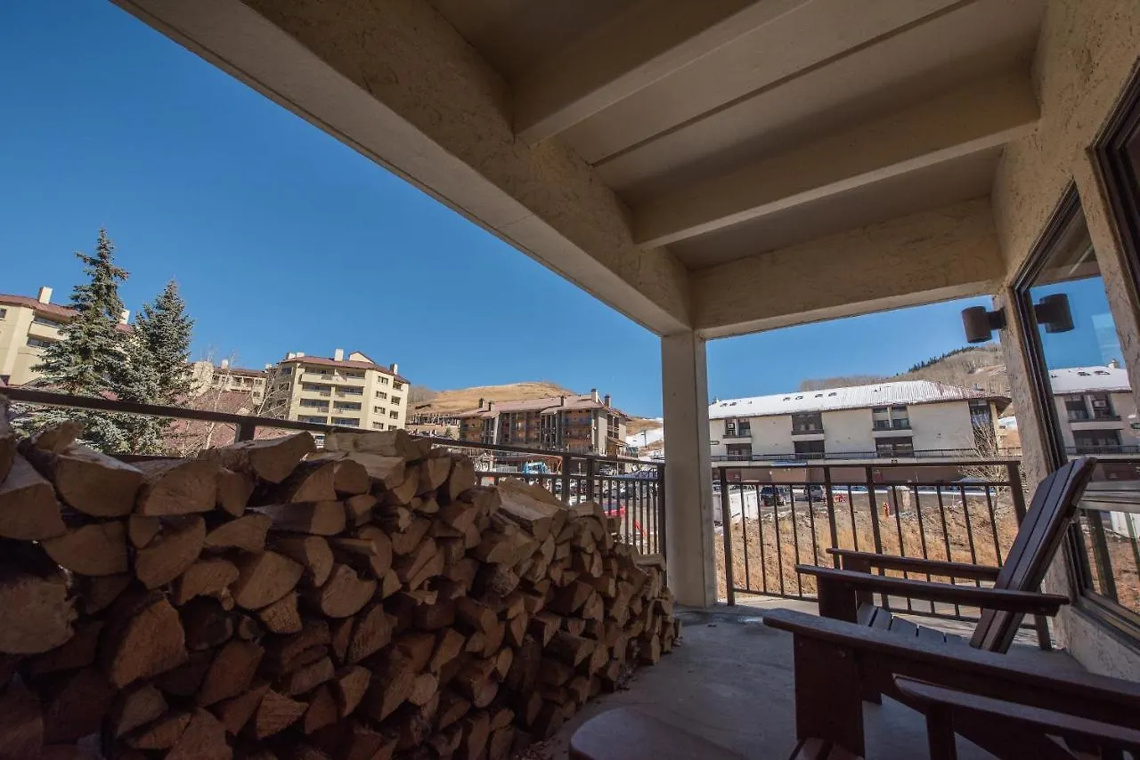 Rustic-contemporary 3br With Great Views Apartment *