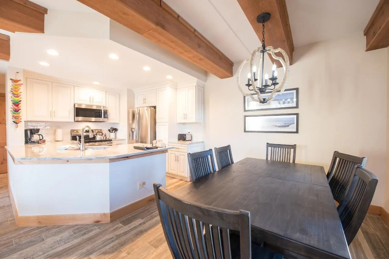 Vintage Styled Plaza Apts * Crested Butte