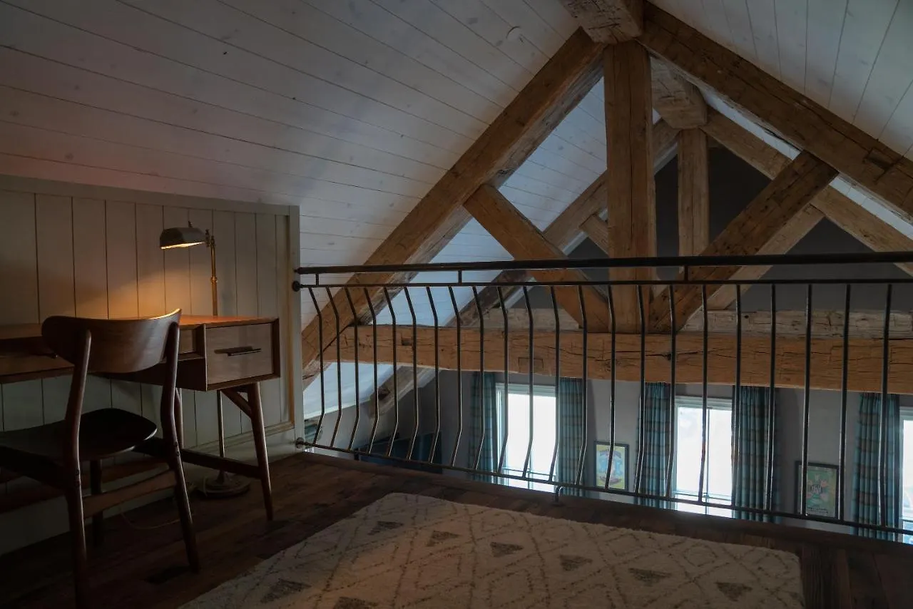 Public House Lofts 4*