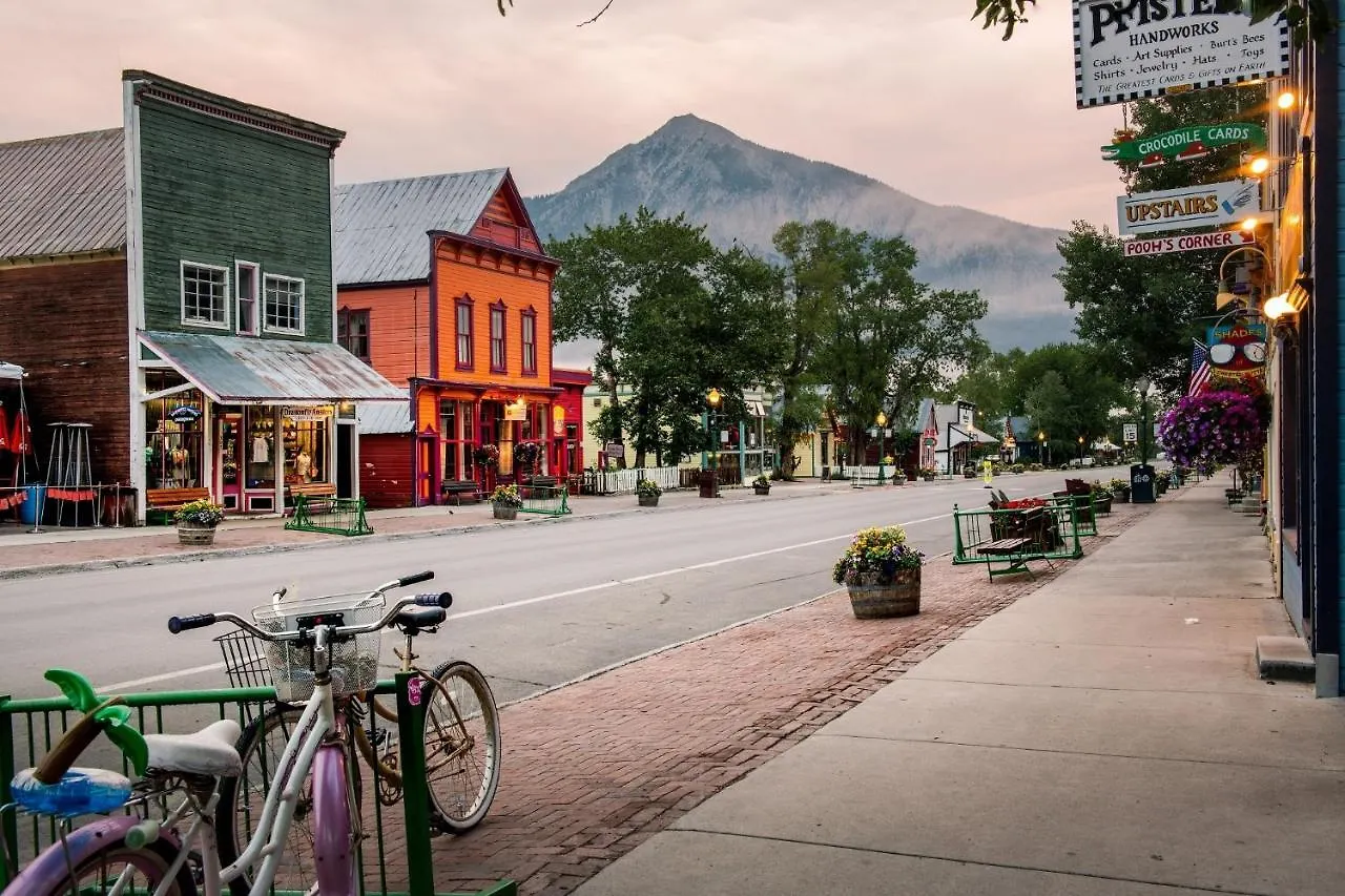 Apartment 2 Br- Amazing View Of Mt Crested Butte