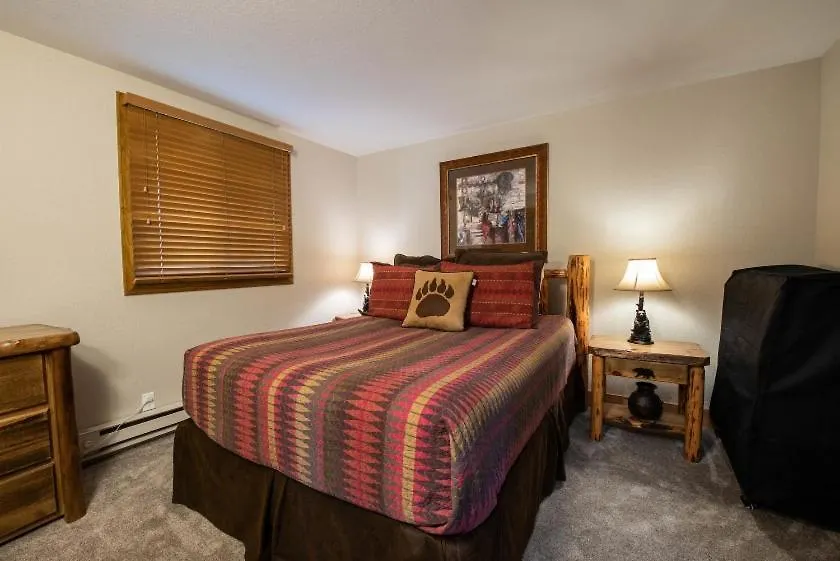 Mountain-contemporary 2 Bedroom Apartment Crested Butte