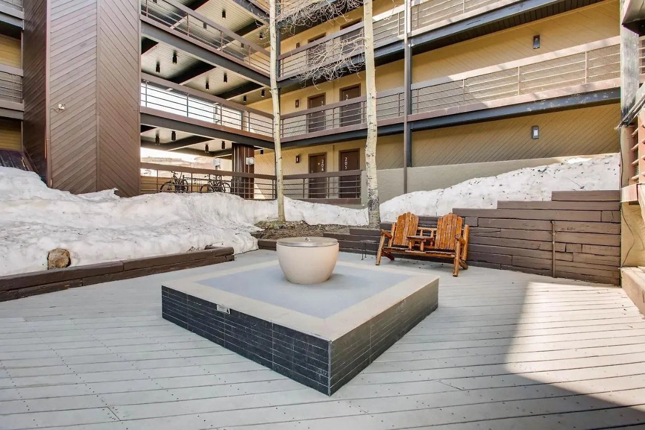 1 Bedroom With Amazing Views Of Mountain Range & Wood Creek Crested Butte
