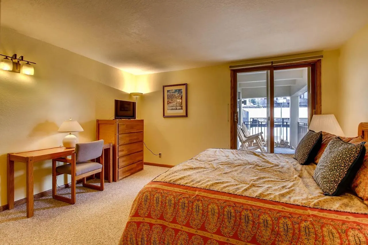2 Bedroom With Views Of Wood Creek & Mountains * Crested Butte