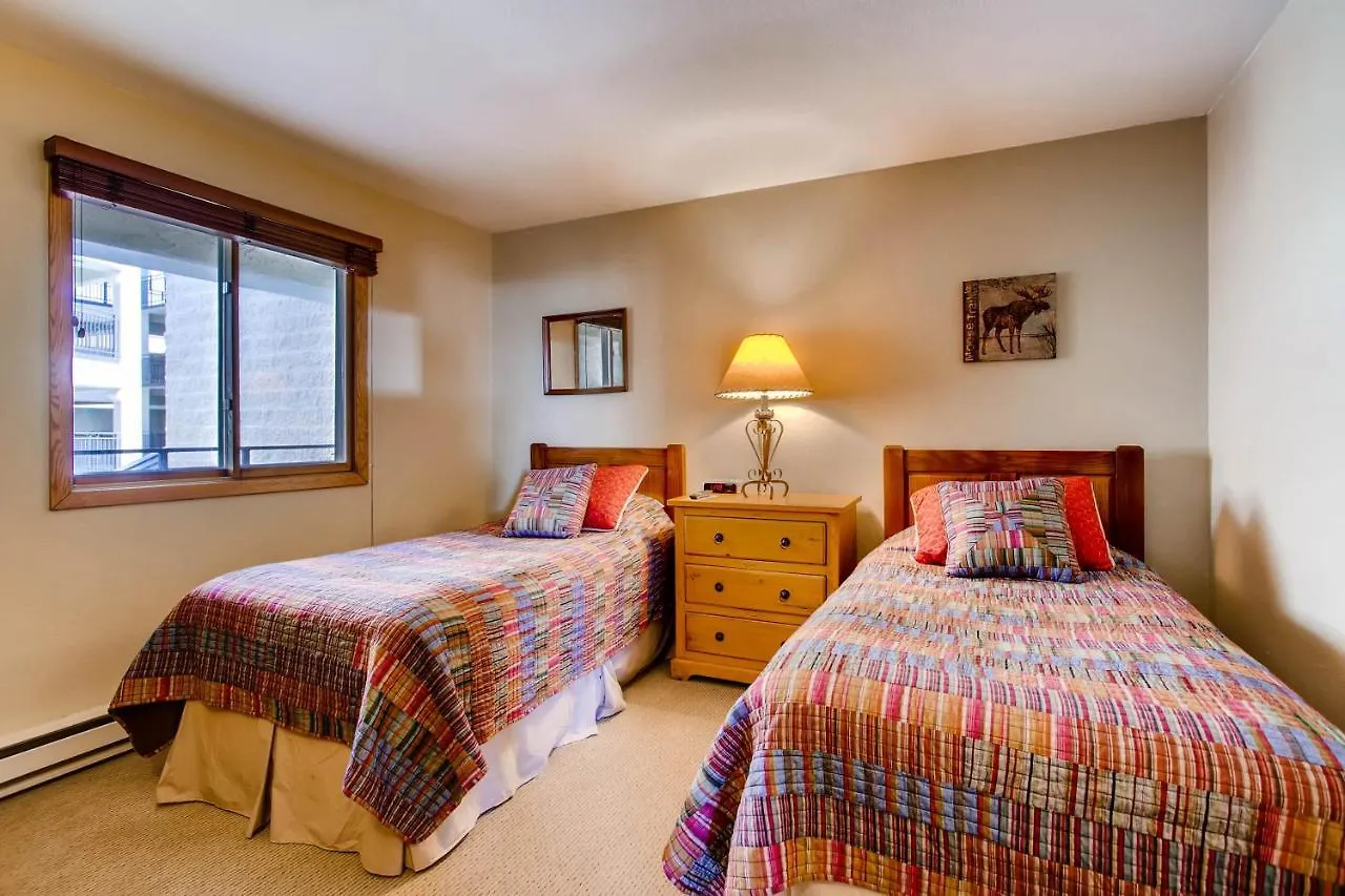 2 Br With Open Floor Plan&updated Kitchen