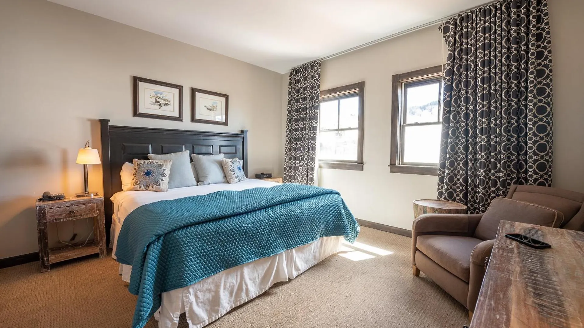 The At Mountaineer Square Mount Crested Butte