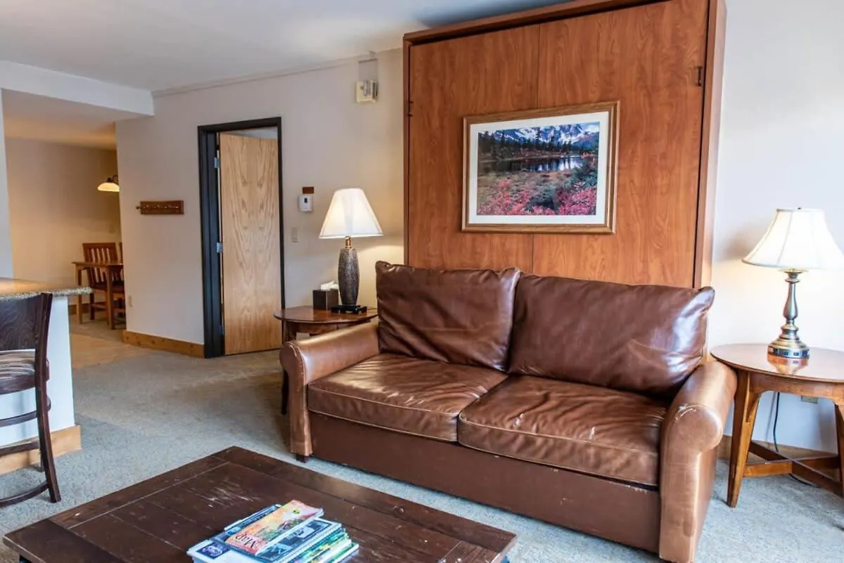 1bd 504 Perfect Location With Pool And Hot Tub Holiday home