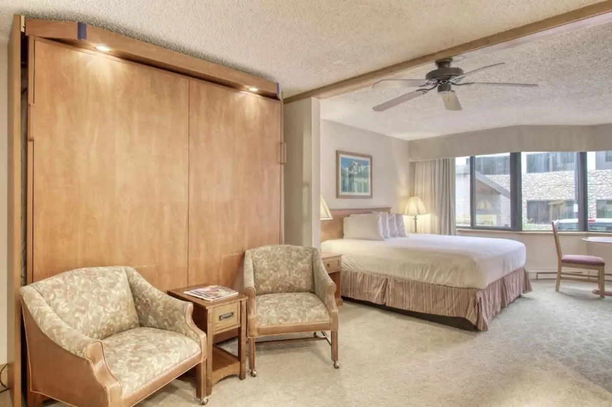#120 @ Perfect Location W Pool & Hot Tub Holiday home
