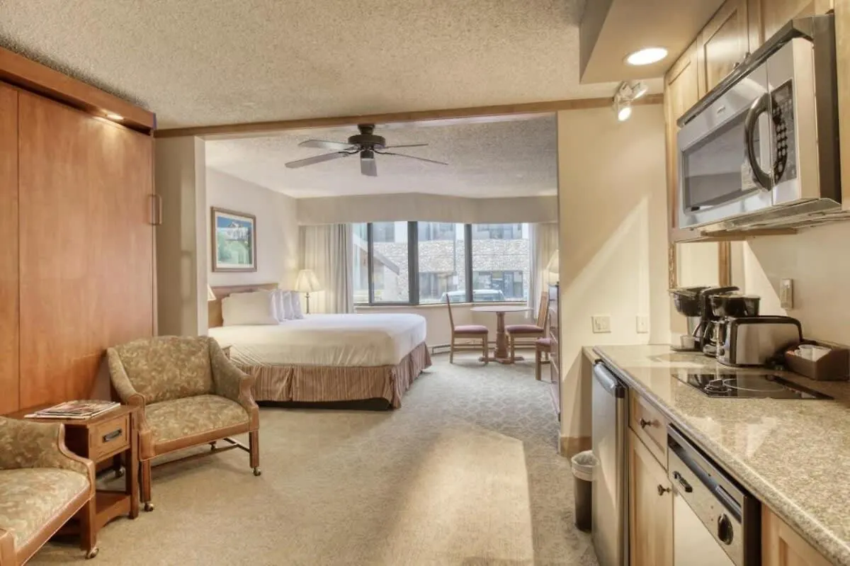 #120 @ Perfect Location W Pool & Hot Tub Holiday home *